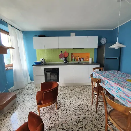 La Casa Della Luna Nel Apartment Brenzone sul Garda