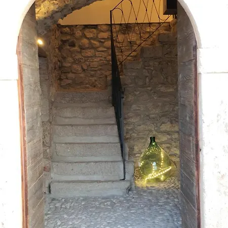 La Casa Della Luna Nel