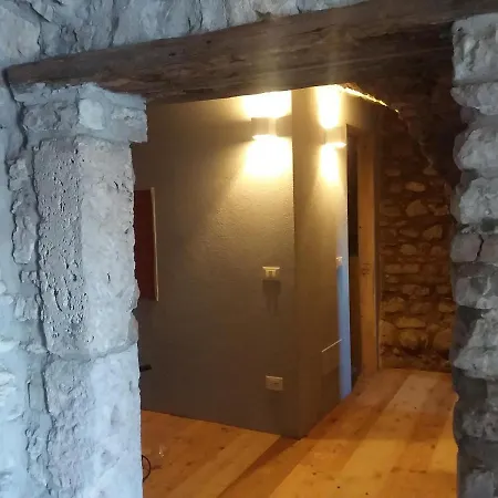 La Casa Della Luna Nel Apartment Brenzone sul Garda