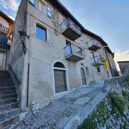La Casa Della Luna Nel Brenzone sul Garda